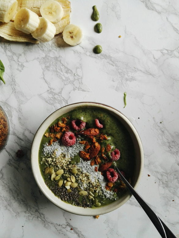 Zielona miska mocy - smoothie bowl 10