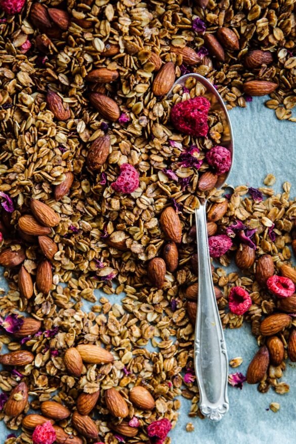 Granola różana z migdałami 32