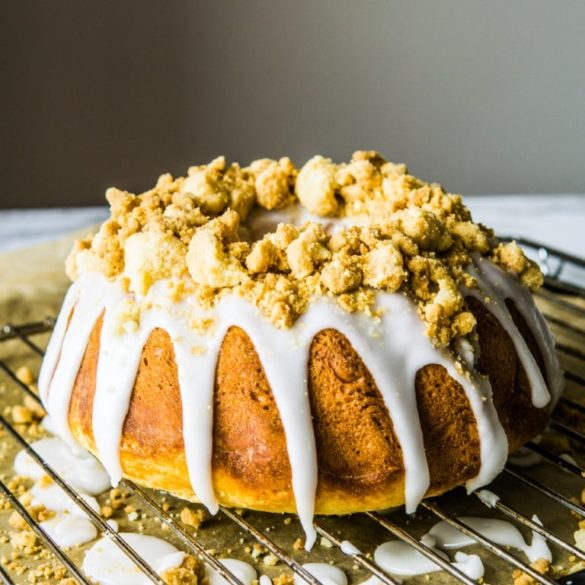 drożdżowa babka Wielkamocna z kruszonkową koroną