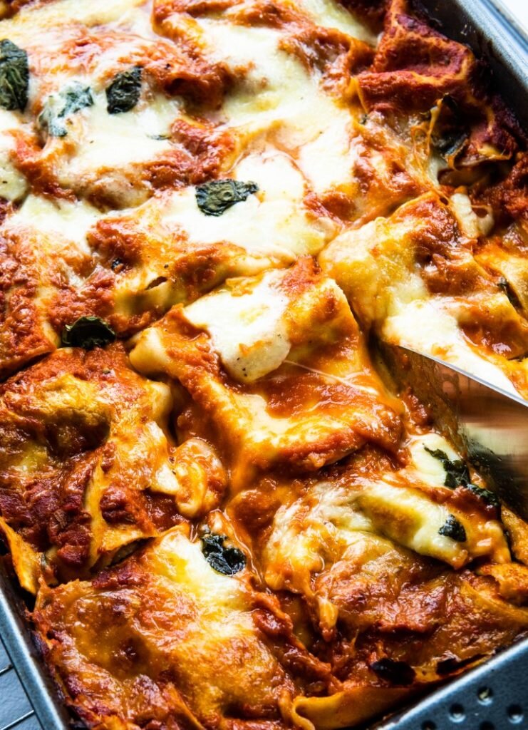Vegetarian lasagne with spinach, olives, and tons of cheese 2