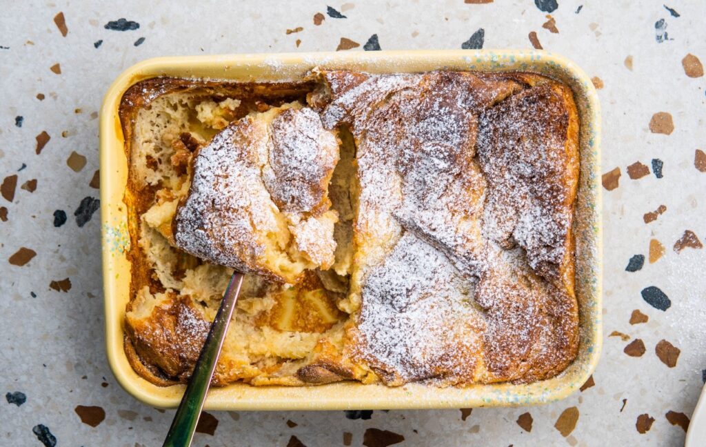 Poświąteczny pudding drożdżowy z wiśniami 1 Poświąteczny pudding drożdżowy z wiśniami 1