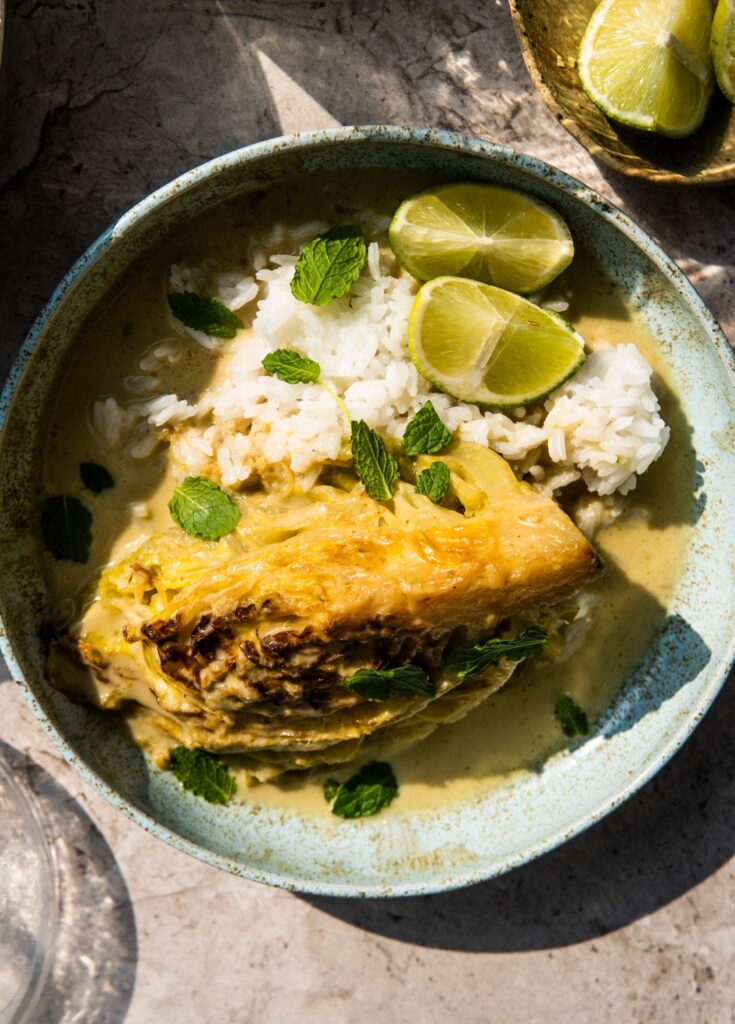 Duszona młoda kapusta w zielonym sosie curry 2 Duszona młoda kapusta w zielonym sosie curry