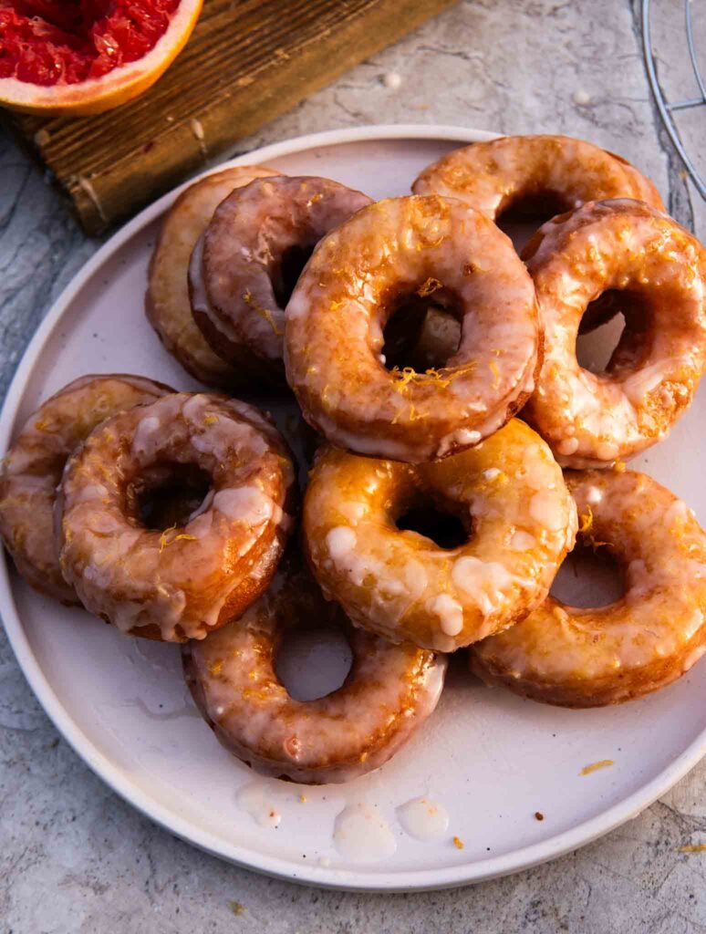 Pączki serowe z lukrem grejpfrutowym 3 Pączki serowe z lukrem grejpfrutowym