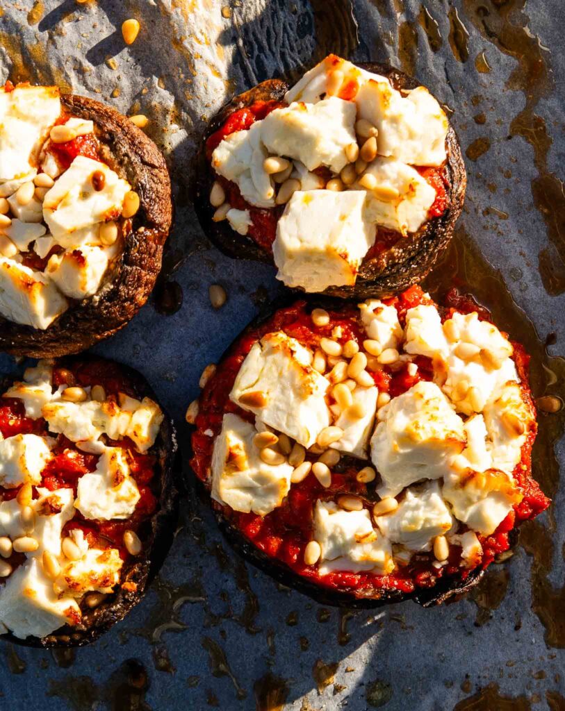 Faszerowane pieczarki portobello z fetą 1 Faszerowane pieczarki portobello z fetą