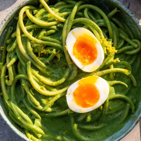 Proteinowy zielony makaron
