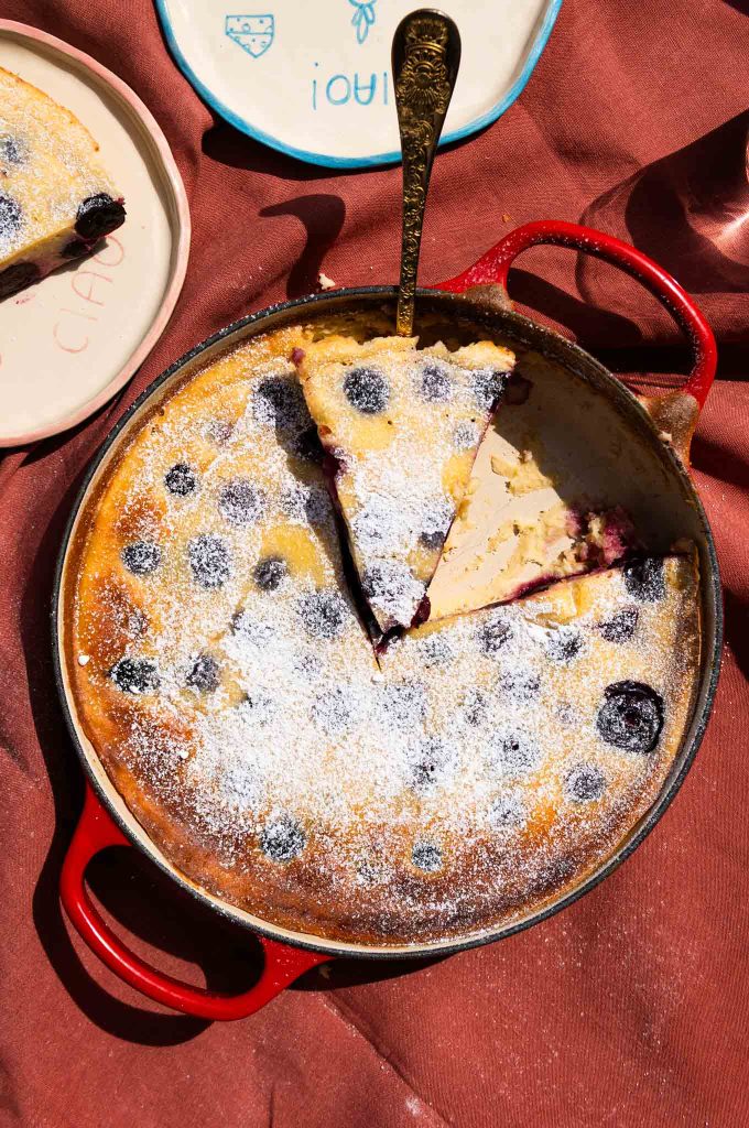 Migdałowe clafouti z czereśniami