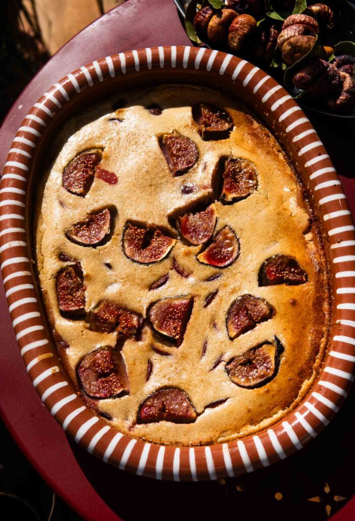 Cynamonowe clafoutis ze śliwkami i figami 3 Cynamonowe clafoutis ze śliwkami i figami